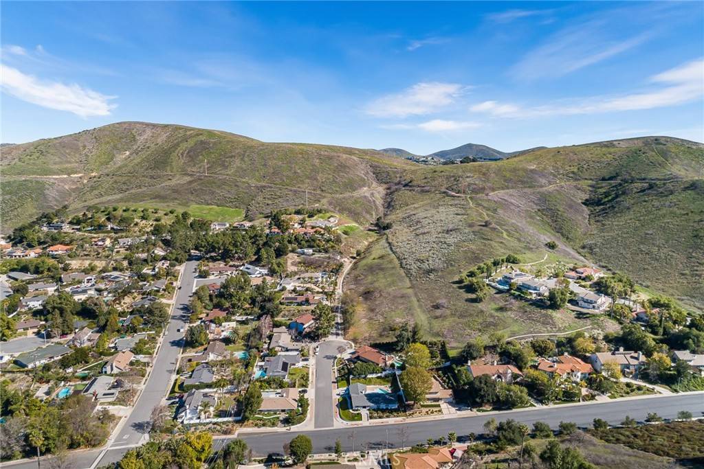Thousand Oaks, CA 91362,2 Bascom CT