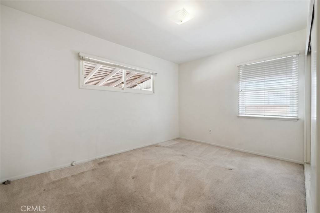 Sun Valley, CA 91352,13126 Roscoe BLVD