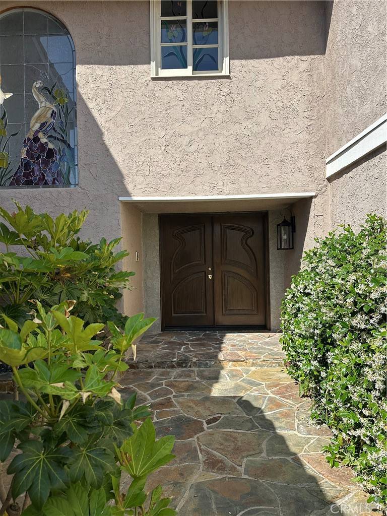Calabasas, CA 91302,23128 PARK SORRENTO
