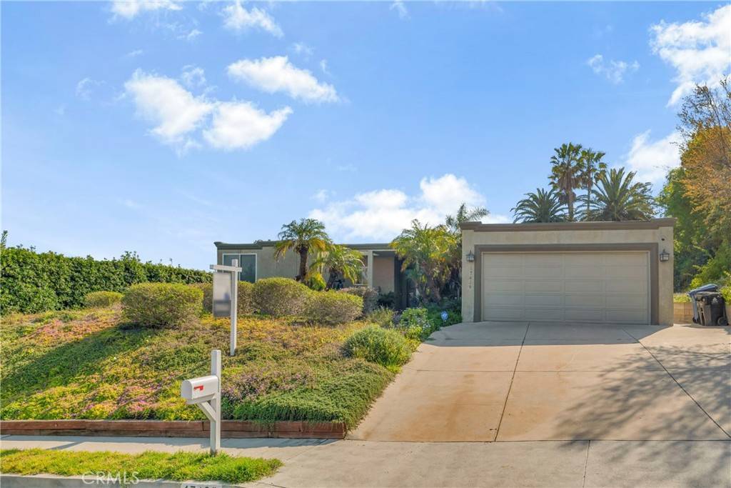 Granada Hills, CA 91344,17426 Flanders st