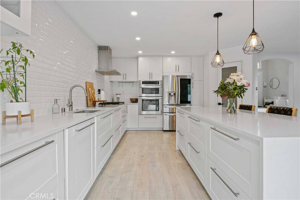 Canyon Country, CA 91387,17913 Maplehurst PL