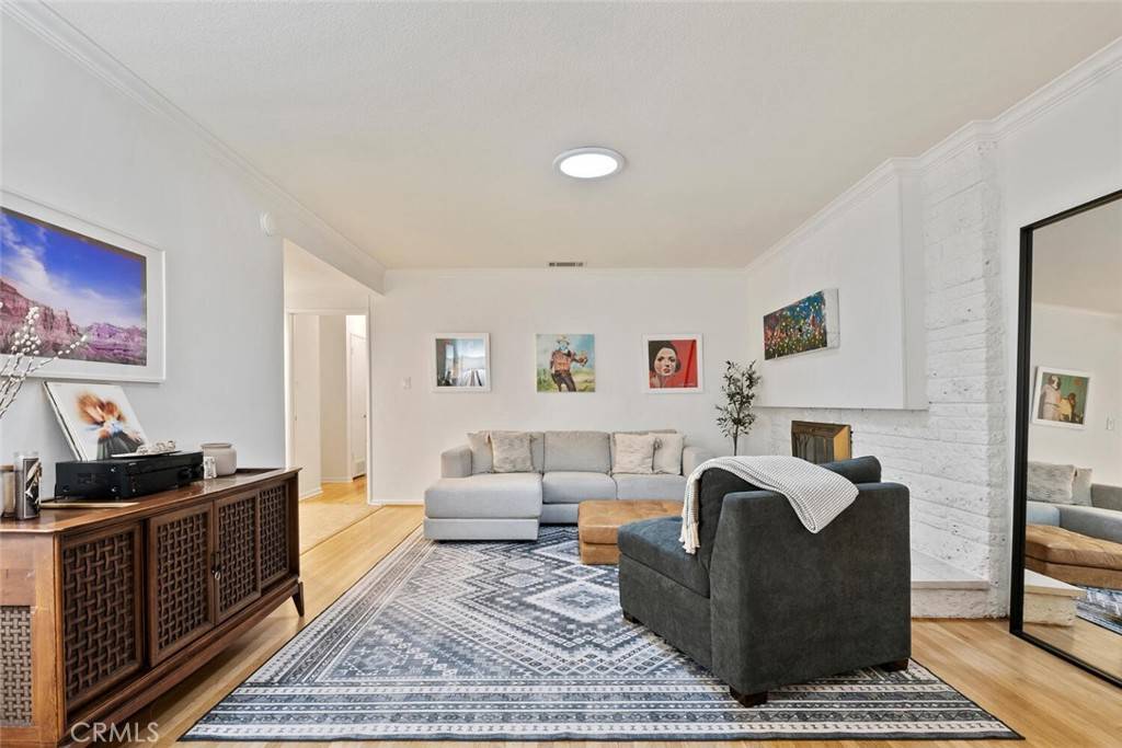 West Hills, CA 91304,22939 Lull ST
