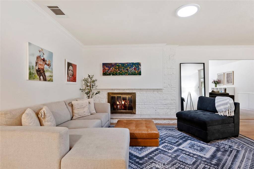 West Hills, CA 91304,22939 Lull ST