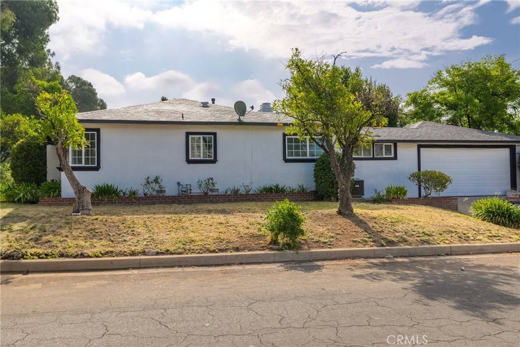 Granada Hills, CA 91344,17556 Tribune Street