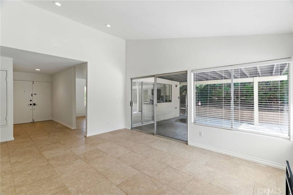 Porter Ranch, CA 91326,11340 Reseda BLVD