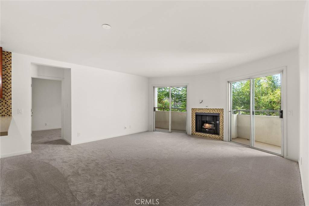 Sherman Oaks, CA 91423,4702 Fulton AVE #202