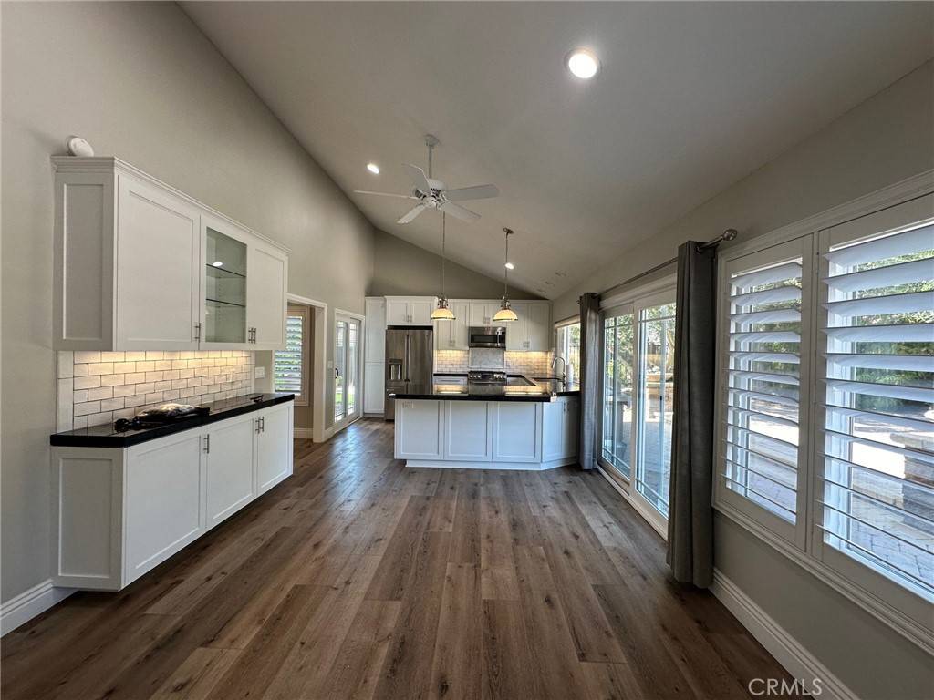 Westlake Village, CA 91362,2909 Salmon River CIR