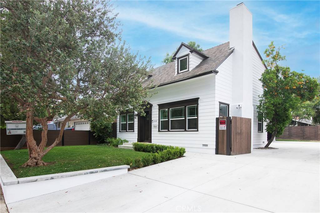 Woodland Hills, CA 91364,21228 Lopez ST