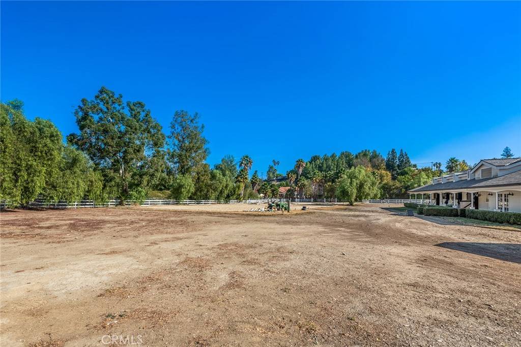 Hidden Hills, CA 91302,5547 PARADISE VALLEY RD
