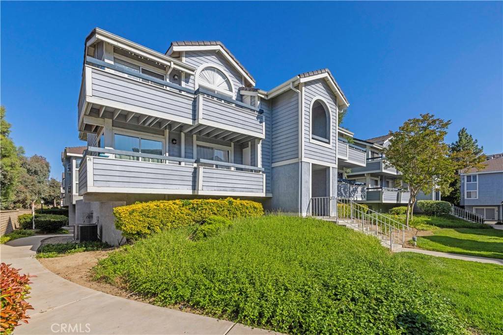 Canyon Country, CA 91351,26966 Flo LN #318