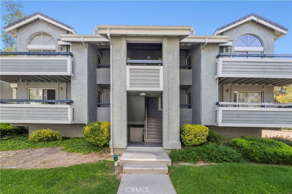 Canyon Country, CA 91351,26966 Flo LN #318
