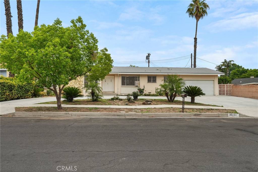 Northridge, CA 91325,10120 Andasol AVE