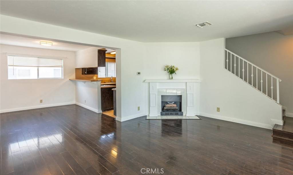 Tarzana, CA 91356,18550 Hatteras ST #7
