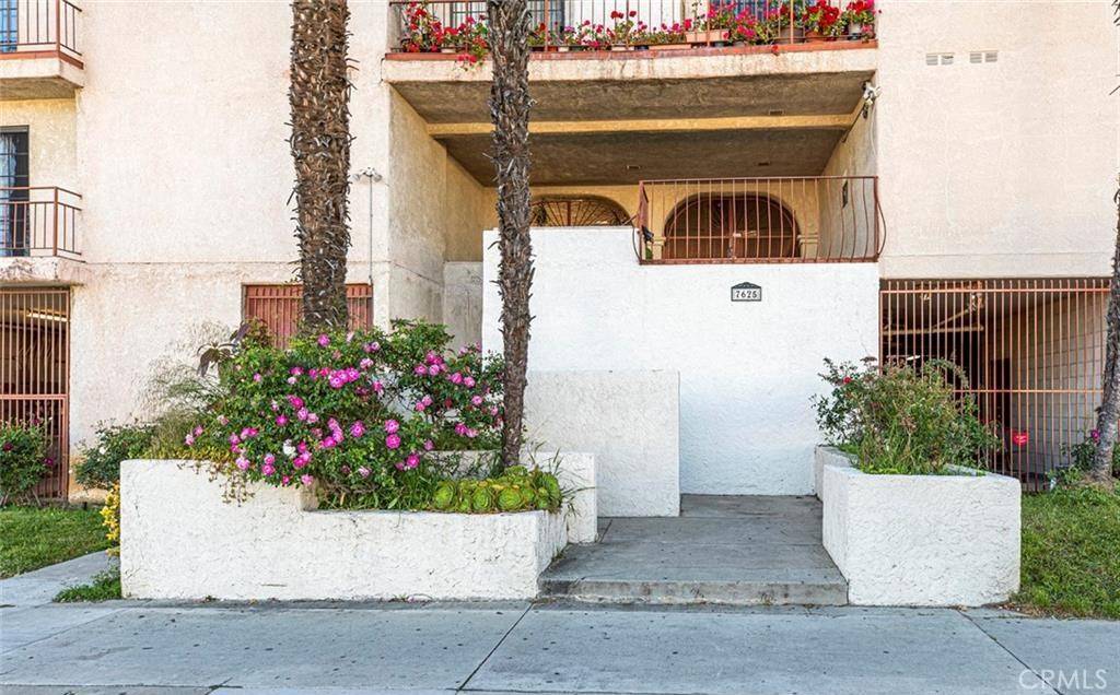 Reseda, CA 91335,7625 Reseda BLVD #101