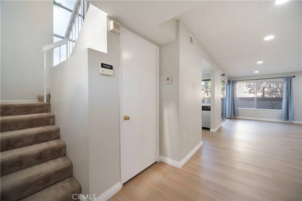 Northridge, CA 91324,18516 Mayall ST #E