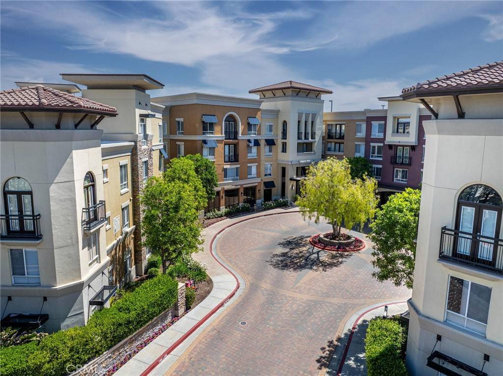 Valencia, CA 91355,24595 Town Center DR #3312