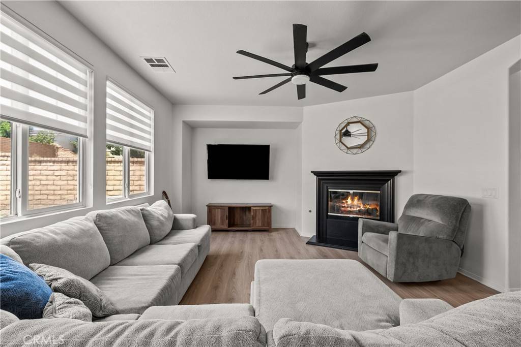 Palmdale, CA 93551,2728 Hornbeam RD