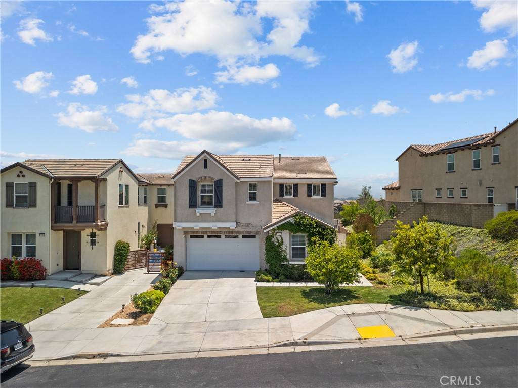 Valencia, CA 91354,28992 N West Hills DR