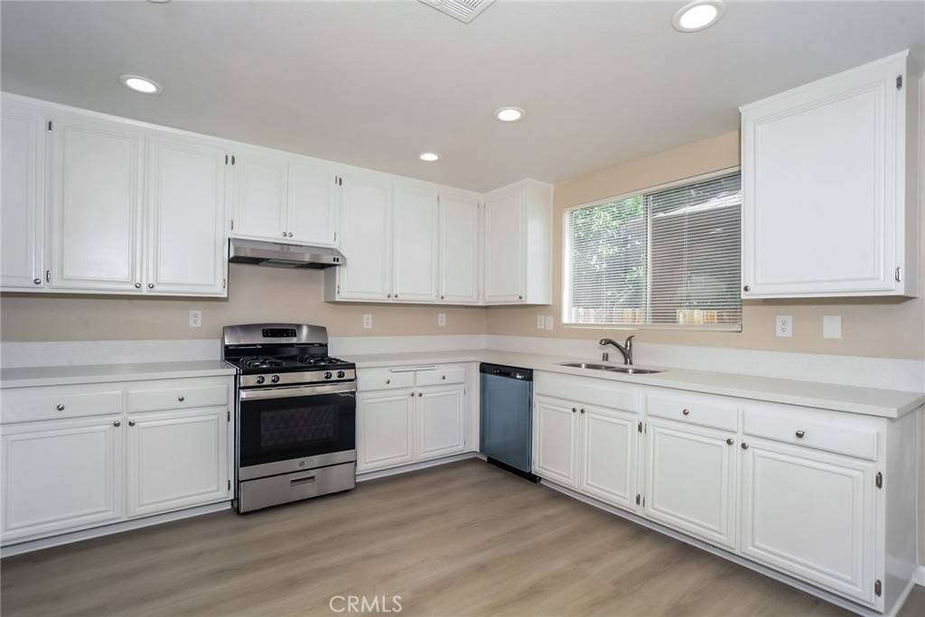 Lancaster, CA 93535,44124 Sundance CT