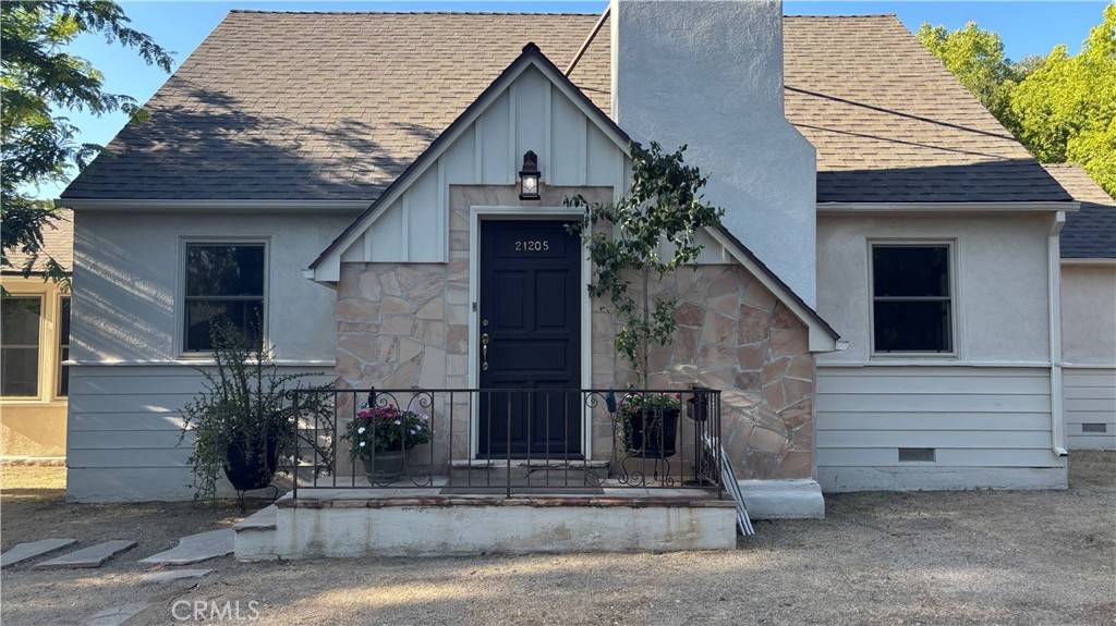 Woodland Hills, CA 91364,21205 Lopez ST
