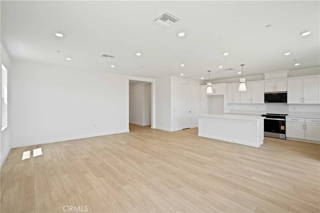 Lancaster, CA 93536,42960 Coronet DR