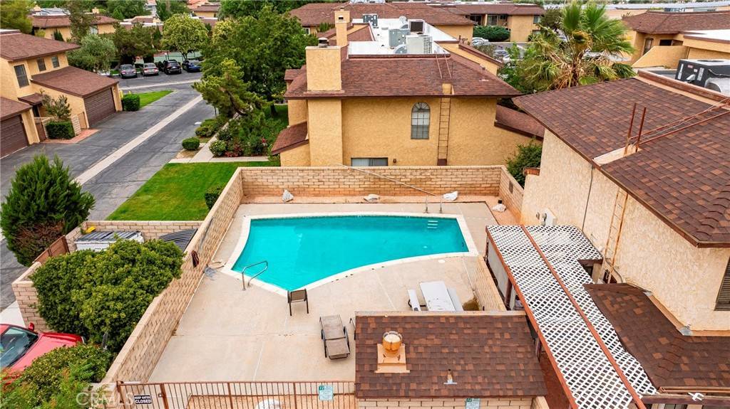 Lancaster, CA 93534,1521 W Avenue L #4