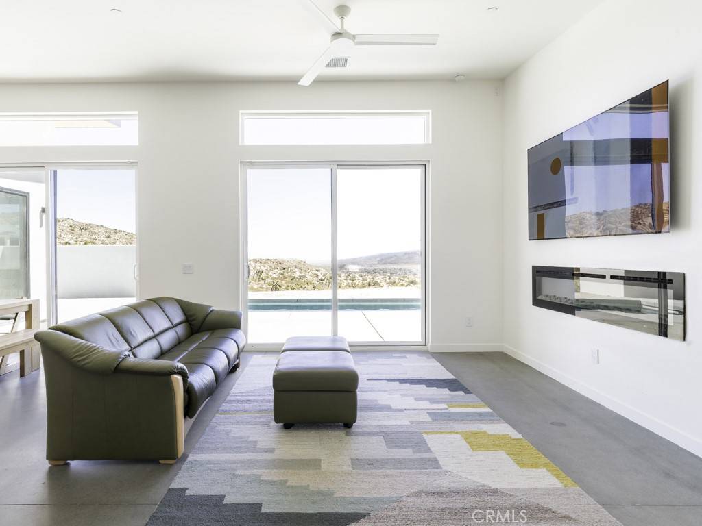 Yucca Valley, CA 92284,6197 Mandarin RD