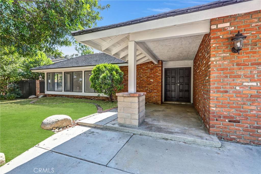 Chatsworth, CA 91311,10915 Remmet AVE