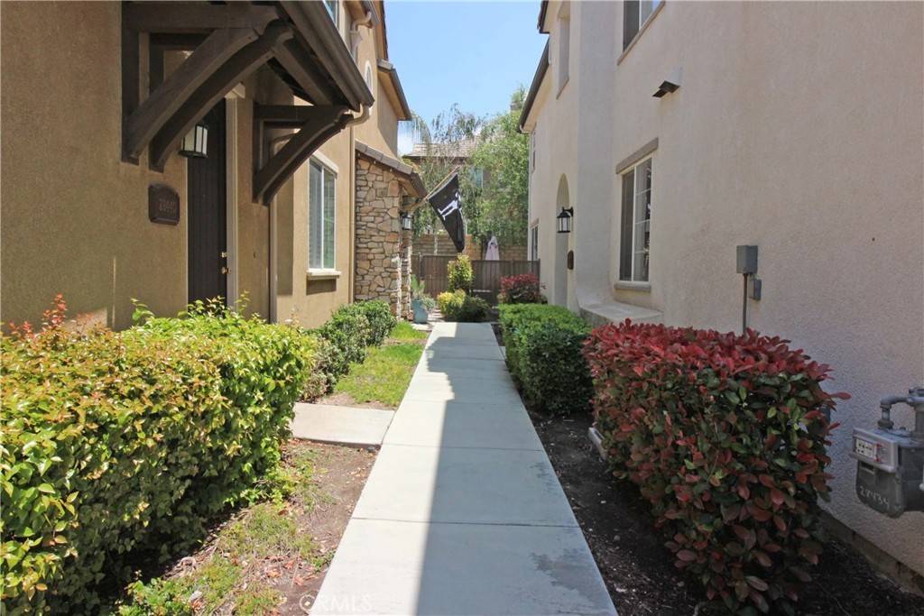 Saugus, CA 91350,28440 Mirabelle Lane