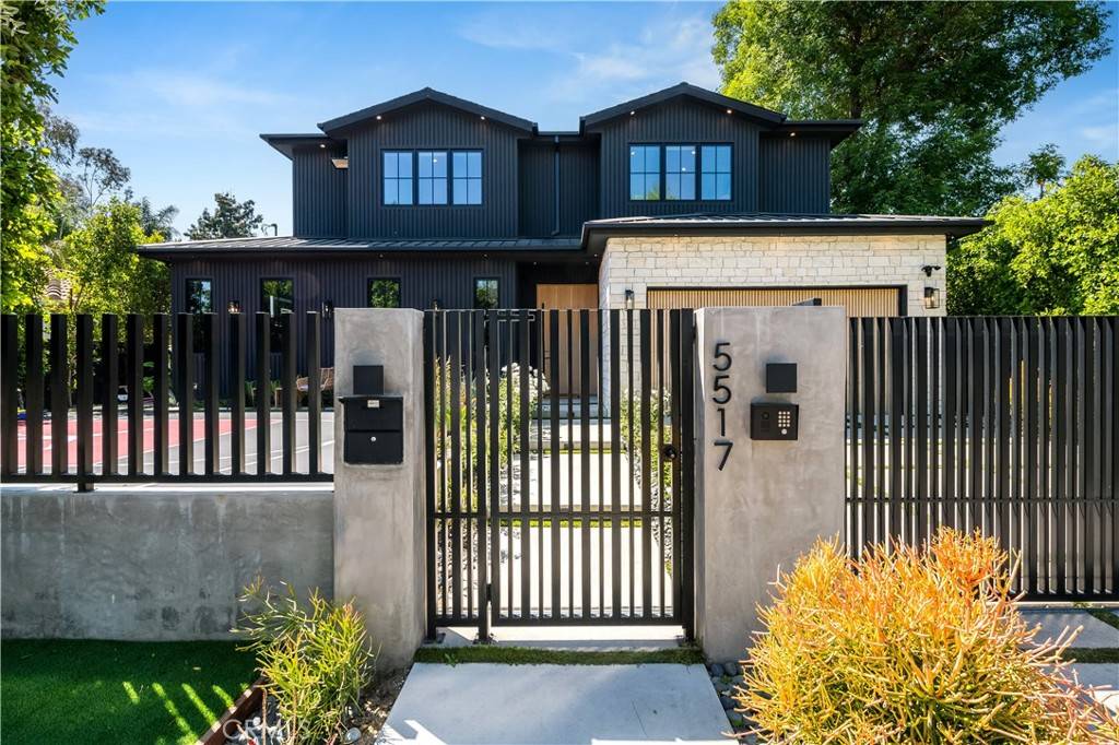 Sherman Oaks, CA 91401,5517 Allott AVE
