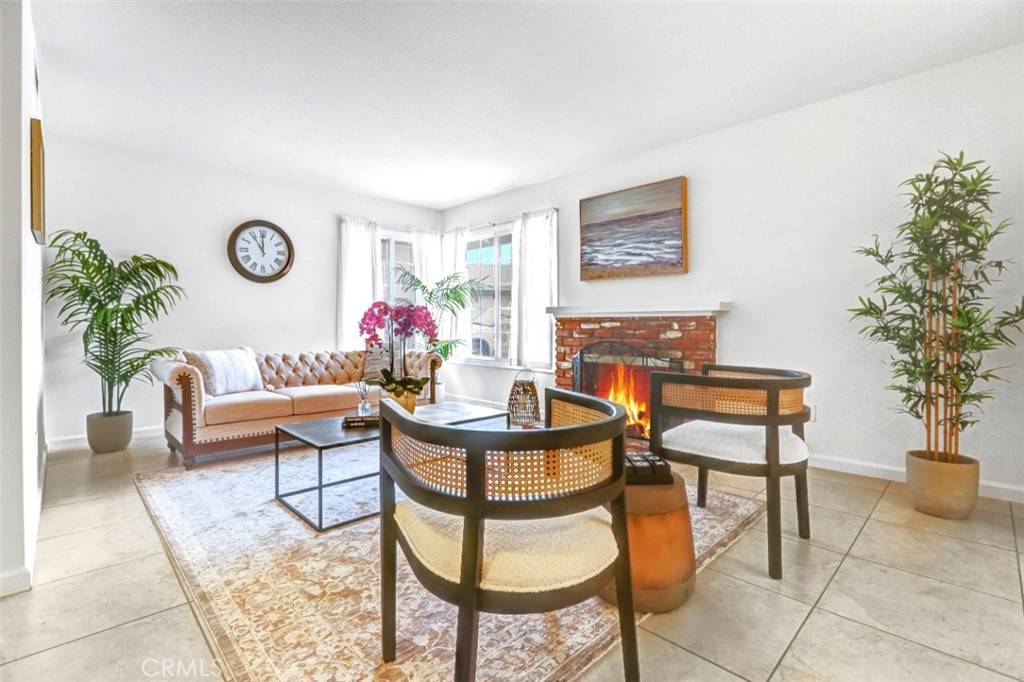 Canyon Country, CA 91351,27142 Langside AVE