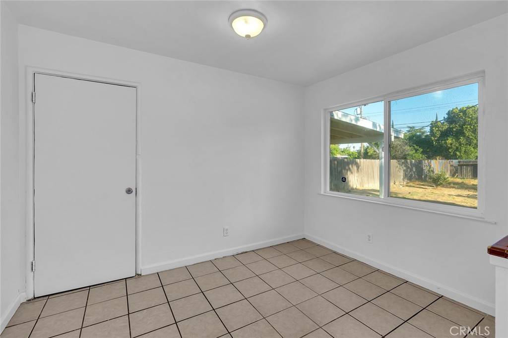 Fresno, CA 93703,4664 E Brown AVE