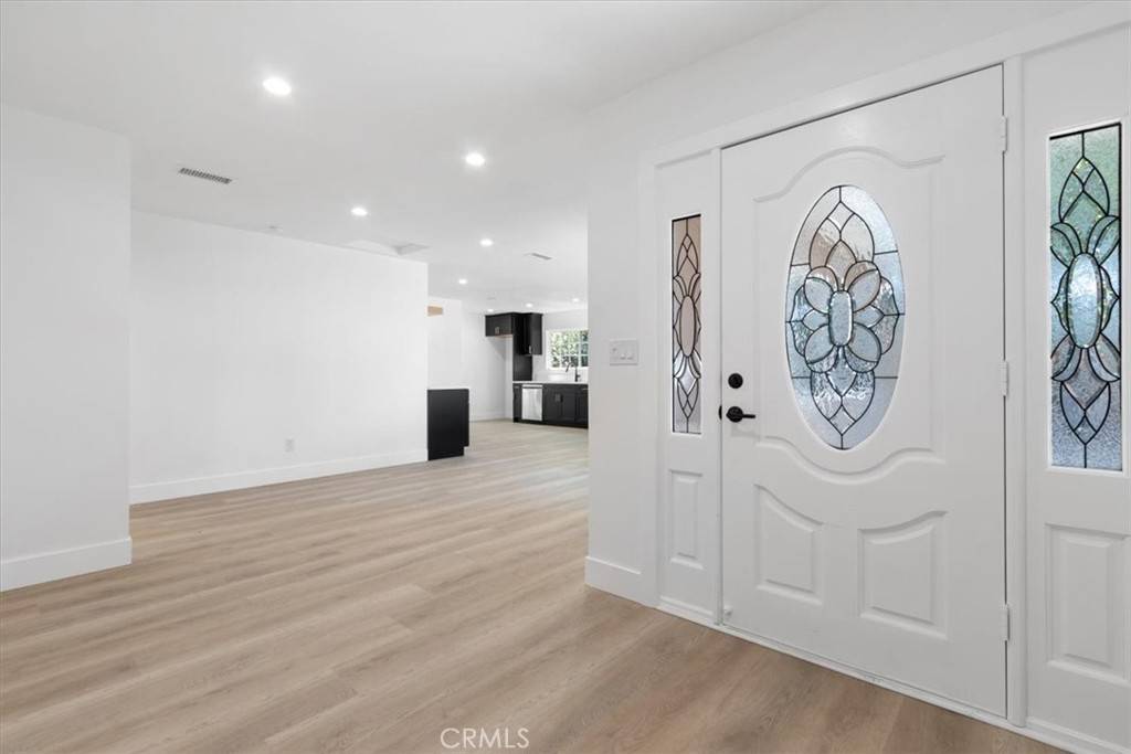 Palmdale, CA 93550,2152 E Avenue Q5