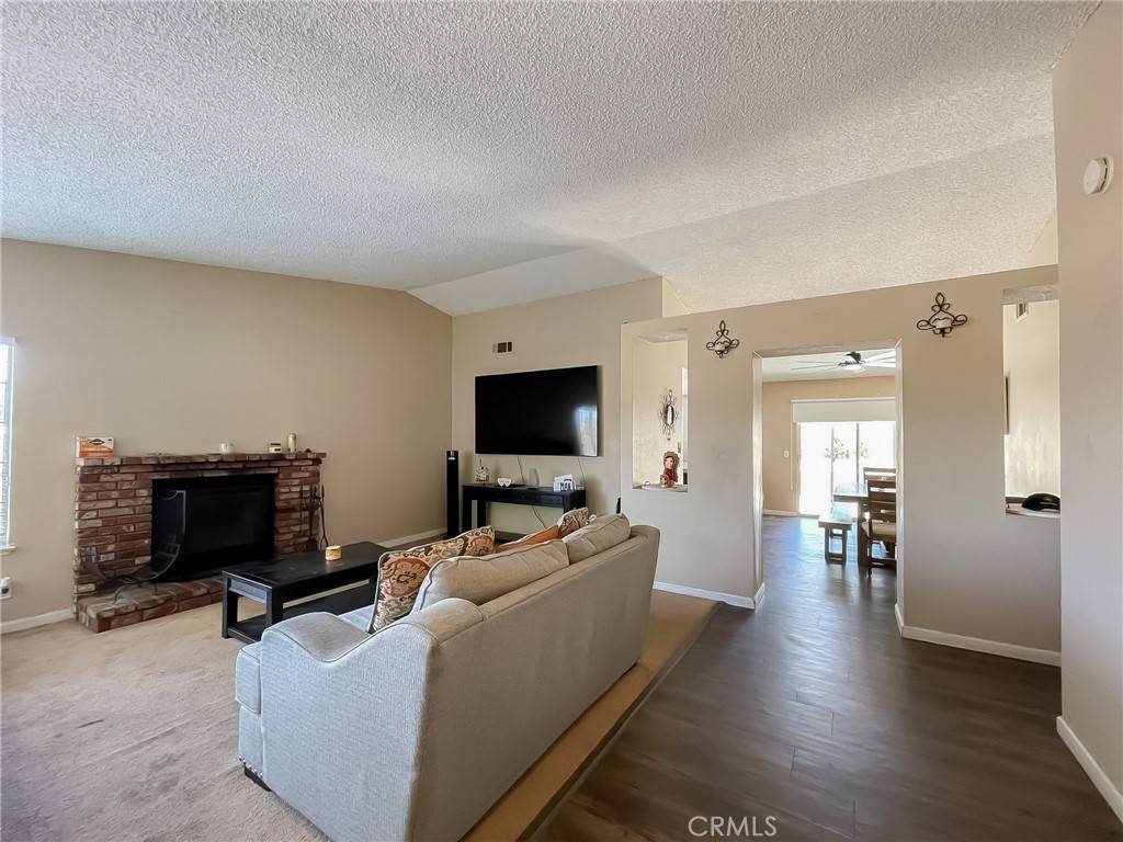 Lancaster, CA 93535,43930 11th ST E