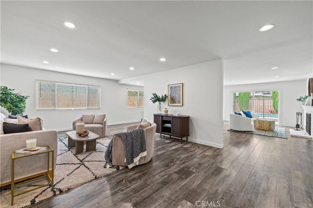 Tarzana, CA 91335,18220 Domino ST