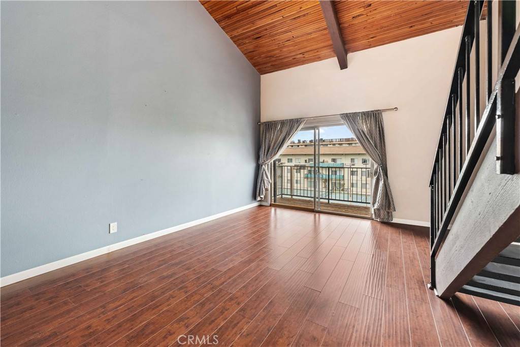 Encino, CA 91316,5460 White Oak AVE #E339