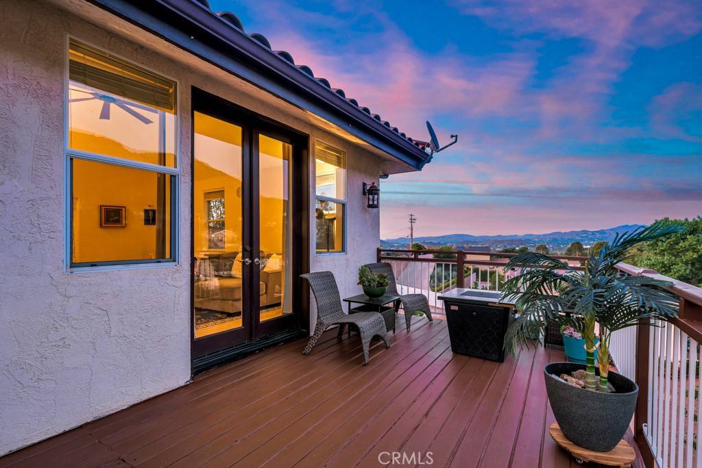Newbury Park, CA 91320,1124 Kathleen DR