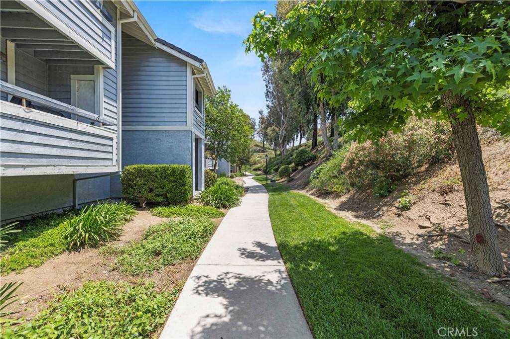 Canyon Country, CA 91351,26904 Flo LN #456