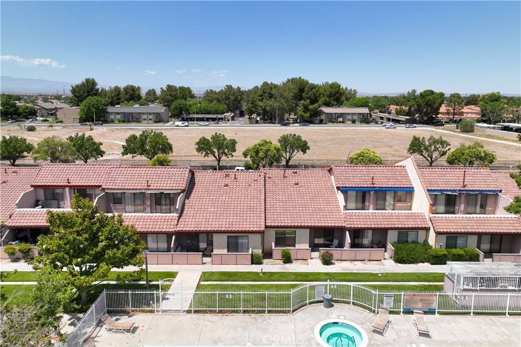 Lancaster, CA 93536,43334 32nd ST W #18