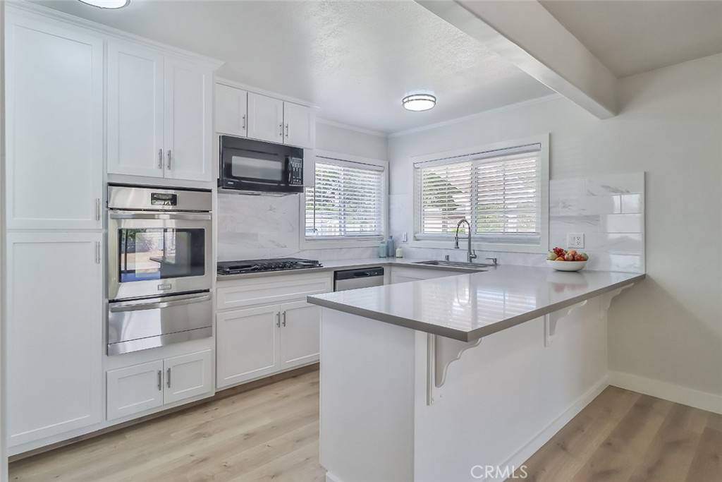 Simi Valley, CA 93063,3594 Hearst DR