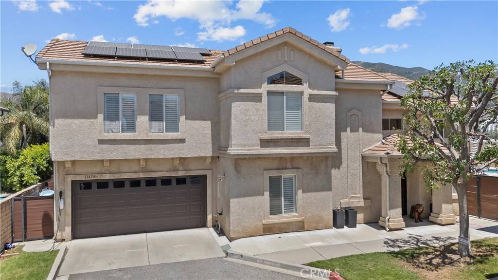 Sylmar, CA 91342,13654 1/2 Dronfield AVE
