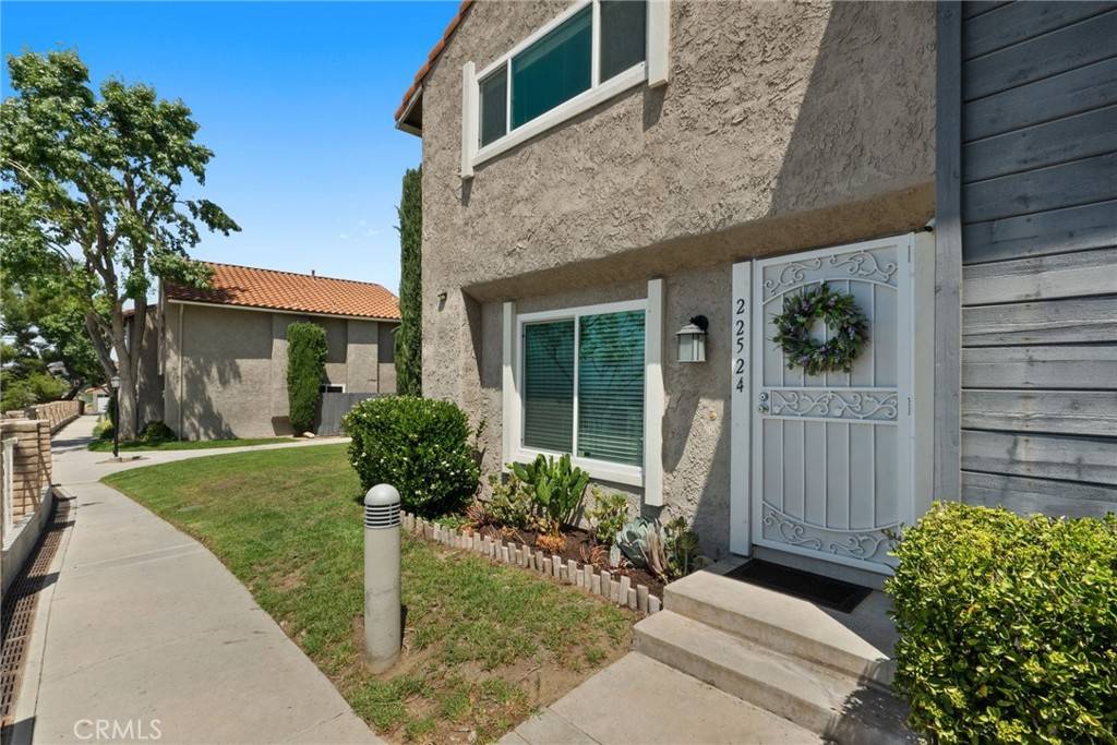 Saugus, CA 91350,22524 Paseo Terraza