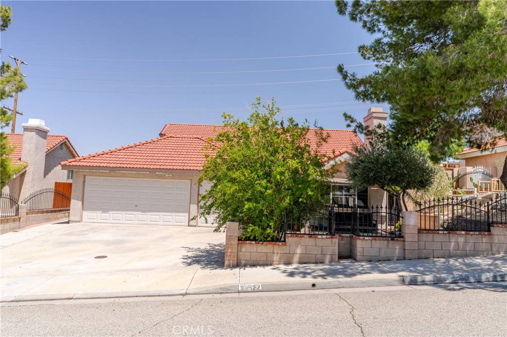 Palmdale, CA 93551,38522 Desert Flower DR