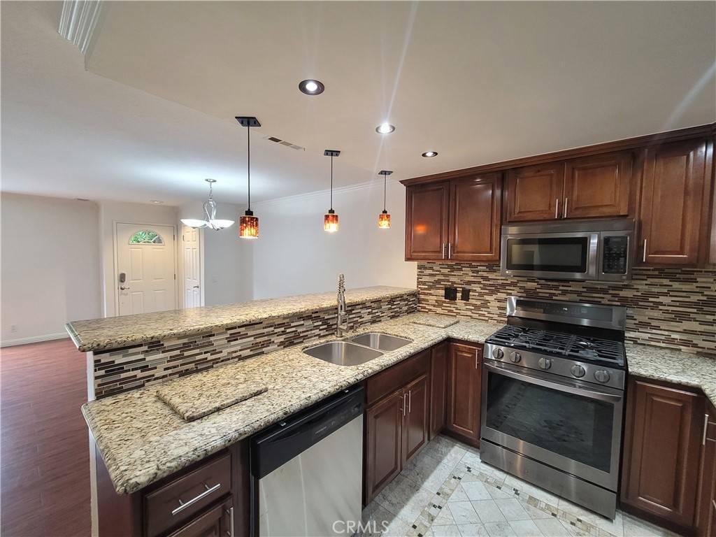 Mission Hills (san Fernando), CA 91345,11076 Sharp AVE #C