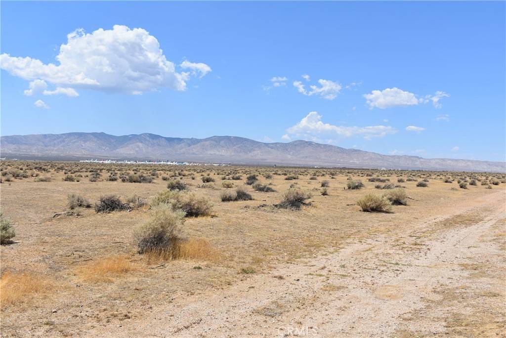 Mojave, CA 93501,500 s/o Denise Ave