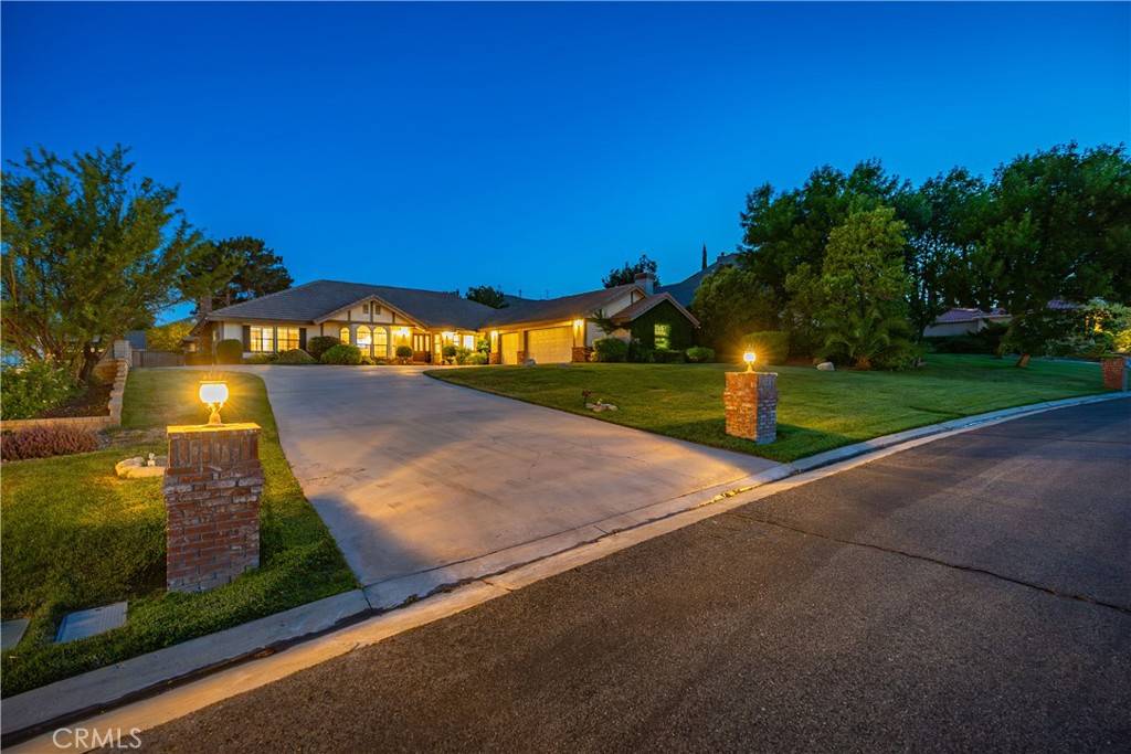 Palmdale, CA 93551,5908 Alleppo LN