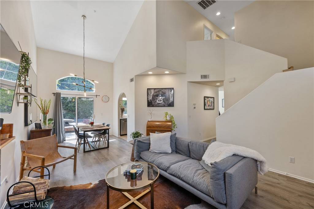 Sylmar, CA 91342,13646 1/2 Dronfield AVE