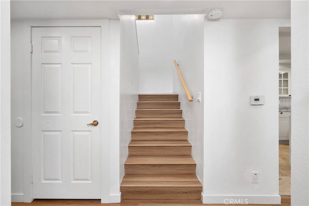 Reseda, CA 91335,18435 Keswick ST #10