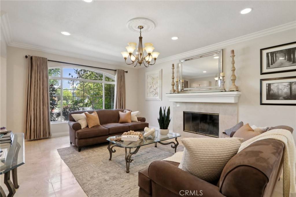 Woodland Hills, CA 91367,5347 Hinton AVE