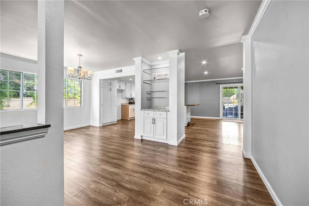 Chatsworth, CA 91311,10709 Oklahoma AVE